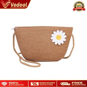 Fashionable Women Shoulder Bag Made of Straw Weave with Floral Embellishments and Zipper for Summer Beach Trips