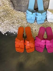 2025 New Model 35-42 WomenS Summer Plus Size Outdoor Square-Toed Soft Sole Beach Sandals