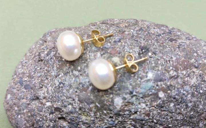 Fashionable%20Stainless%20Pearl%20Earrings,%20Different%20Sizes,%201%20Pair%20-%20Image%202