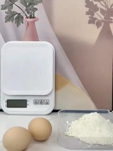 Electronic kitchen scale baking scale food scale household 0.1g electronic scale small scale traditional Chinese medicine scale tea scale gram scale