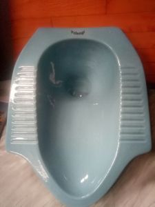 CLOSET JONGKOK  MERK PELANGI 5 PCS PACKING PETI KAYU