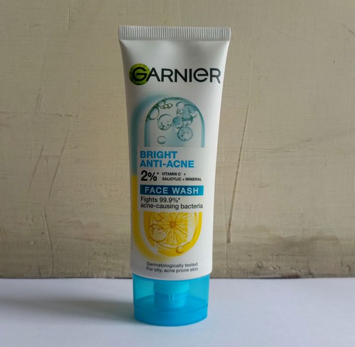 FACIAL WASH GARNIER Bright Complete 3in1 Anti Acne 100 ml / 50 ml