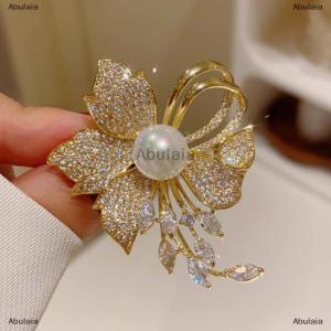 [COD] Abulaia Fashion Rhinestone Flowers Imitation Pearl Brooches For Women Clothing Coat Jewelry Accessries Gifts