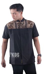 Koko Muslim Pria Lengan Pendek Lapis Furing Kombinasi Batik Lerak Sogan Katun Premium