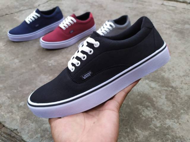 Sepatu Pria Vans Autentic Termurah Sneakers Tali Keren Sekolah
