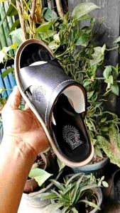 sendal pria full kulit model terbaru