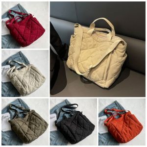 SUNNYDOLL จุได้มาก กระเป๋าสะพายลายสก๊อต สไตล์เกาหลีแบบ ลำลองแบบสบายๆ ถุงสิริใต้วงแขน อารมณ์ที่ดี สีทึบทึบ กระเป๋าถือไนลอน สำหรับผู้หญิง