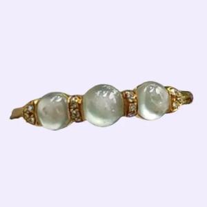 SG Seller New Listing Crafted on Natural Type jadeite jade with 3 cabochons on 18k gold as Ring certificate weighs 1.18 grams (18kring36)