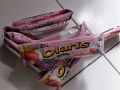 Olaris  snack Twin Stick strobery vanila 1 renceng. 