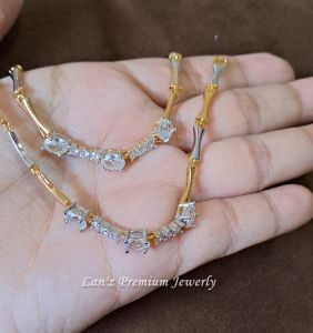 Gelang Wanita Kristal DuaWarna Berlian Titanium 22 K (emas perak )