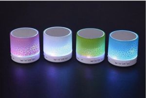 ลำโพงบูลทูธพกพา ลำโพงจิ๋วแต่แจ๋ว มีไฟแทค รุ่น A9 Mini Bluetooth Speaker Build-In Microphone (คละสี) น้ำหนักเบา พกพาได้สะดวก ขนาดกระทัดรัด ทนทาน