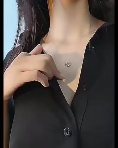 BESFOME Four Leaf Clover Pendant Necklace Earrings Jewelry For Women Gold Non Tarnish Stainless Steel Chain Fashion Vintage Accessories Jewelry Set2026DSC