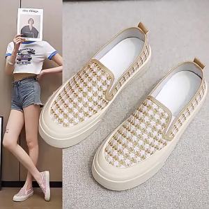 New Spring And Autumn Korean Style Fashion WomenS Canvas Shoes Casual And Comfortable Slip-On Lazy Shoes For Students
