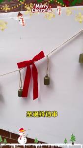 Hot-selling Christmas bell string with velvet bow decorations Christmas tree ornaments vintage wind chimes and door hanging decorations