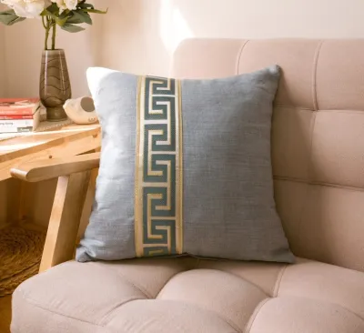 Vỏ Gối Vuông Trang Trí Sofa Họa Tiết Hoa Văn Truyền Thống Sang Trọng Passion