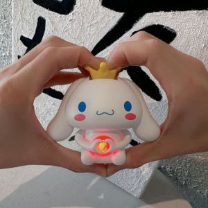 Sanrio Cartoon Cinnamoroll Kuromi Loving Heart Luminous Confession Toy Can Speak English I Love You Doll Girls Christmas