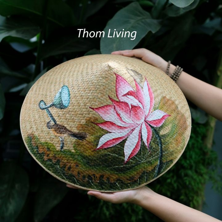 Nón lá cỏ bàng vẽ hoa sen quai vải lụa sang trọng mặc áo dài làm quà ...