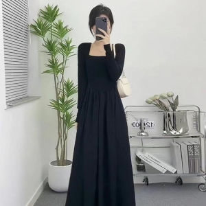 IELGY ชุดคอยาวแขนเสื้อสี่เหลี่ยมของผู้หญิงเอวสูงชุดเดรสยาวพอดีตัว