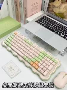 ชุดคีย์บอร์ดและเมาส์ไร้สาย 98 รู้สึกเหมือนเครื่องกล น่ารักสำหรับสาวออฟฟิศ คีย์บอร์ดเกมมิ่งมูลค่าสูง