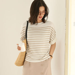 QDshop เสื้อคอกลมลายทาง☄️ทางไหนไม่รู้ รู้แค่ใส่แล้วโดดเด่นโดนใจ🌟ซื้อแล้วใส่ไว้ไปเที่ยวดูดีเชียวแหละ🪐