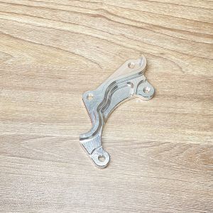 Pát trước vespa đĩa 220mm xài heo 2 Piston đối xứng