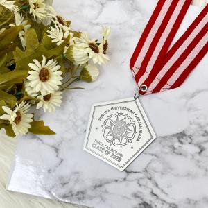 Medali Akrilik Laser Custom Emas Perak Perunggu Wisuda Kejuaraan Perlombaan Juara Olimpiade dan Kelulusan Medali Laser Engrave Custom Free Design Gold Silver Bronze