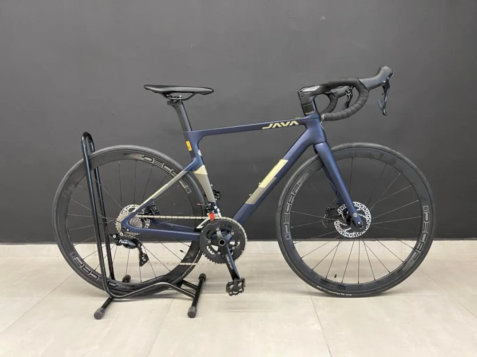 JAVA VESUVIO UCI APPROVED SHIMANO 105 CARBON DISC ROADBIKE COME