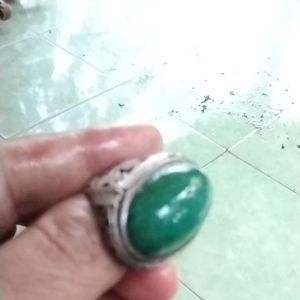 Batu Cincin Bacan Doko Asli: Kualitas Tinggi untuk Pernikahan & Perhiasan