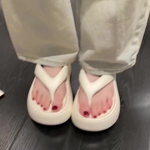 [Free Shipping] EVA thick-soled flip-flops with a height-increasing design perfect for summer wear 2025 new style