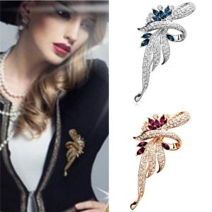 pamelaea BAREN New Shining Brooches Lovely For Female Retro Fashion Women Jewelry Gift
