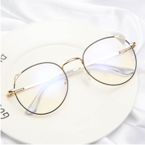 Fashion Blue Frame Anti-Radiation Computer Glasses: A Guide to Comfortable Reading & Replaceable Lens