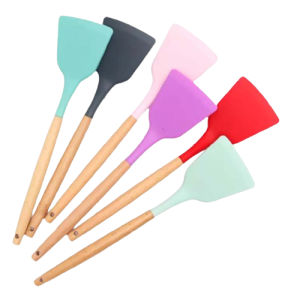 Spatula Silicone Utensil Gagang Kayu Tahan Panas / Sodet Silicon Anti Leleh