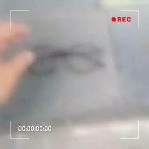 Kacamata Minus Cylinder & Photocromic: Perlindungan & Gaya