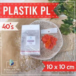Plastik Display 10x10 cm Tebal 40s Mic Plastik Aksesoris Plastik Souvenir Gantung