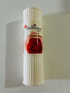 Enchanteur Original Perfumed Talc 125g – UAE Import – Romantic Enticing Charming & Gorgeous Scents
