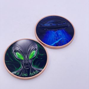 【discount store】5OZ .999 Copper Coin Alien UFO We Are Here Color Enamel Embossed Challenge Coin Extraterrestrial Space Commemorative Collectible