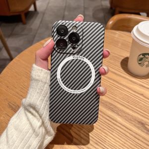 CrashStar ฟิล์มเลนส์พร้อมตาข่ายดักฝุ่นคาร์บอนไฟเบอร์บางพิเศษเคสโทรศัพท์กันกระแทกสำหรับ iPhone 15 14 Pro Max Plus 13 Pro Max 12 Pro Max Max เคสใส่โทรศัพท์ชาร์จไร้สายสไตล์ธุรกิจฝาครอบโทรศัพท์ผู้ขายชั้นนำ