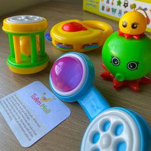 Đồ chơi xúc xắc cho bé HT4pcs - đồ chơi trẻ em 3 tháng 6 tháng tuổi Việt Nam