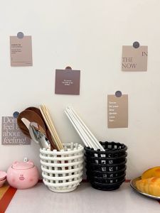 Makeup Brush Decorative Storage Box for Makeup Accessories Sturdy Basket for Desk and Kitchen Utensils Chopstick Spoon Drainer