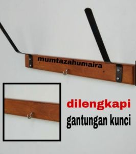 Cantolan helm dinding / Cantolan helm kekinian / Cantolan helm di motor / Cantolan helm ltd / Cantolan helm safety / Cantolan helm motor / besi Cantolan helm / Cantolan helm bogo / rak Cantolan helm / tempat Cantolan helm