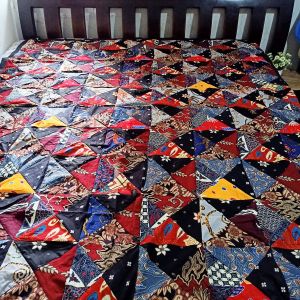 Selimut Bedcover Batik Perca Ukuran 180 x 200 untuk Bed 180 x 200 | New Kya Shop