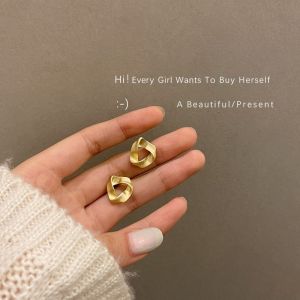 S925 Silver Earring Fashion Irregular Triangle Stud Minimalism Earring Subang Anting-Anting Murah