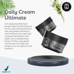 PJ AYOMI BEAUTE DAILY CREAM ULTIMATE diperkaya dengan Niacinamide Aloevera Extract Hydrolyzed Royal Jelly dapat membantu mencerahkan wajah menjaga kelembaban kulit wajah serta mengandung bahan UV Filter yang dapat melindungi wajah dari sinar matahari