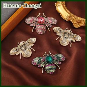Hmeme Vintage Metal Rhinesotne Insect Bee Brooches For Women Clothing Coat Jewelry Accessries Gift