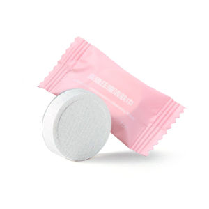 2/10PCS Disposable Compressed Towel Outdoor Travel Portable Mini Non-Woven Fabric Face Towels Camping Mini Square Towel Facial Cleansing Towel