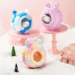 CARING PETS อบอุ่นและอบอุ่น รังหนูแฮมสเตอร์ที่อบอุ่น สะดวกสบายสบายๆ นุ่มนุ่มๆ บ้านเตียงนุ่มหนูแฮมสเตอร์ รังอบอุ่นดอกโบตั๋น หนาขึ้น รังหนูแฮมสเตอร์ติดผนัง สำหรับนกแก้ว/กระรอก