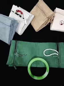 Jewelry Organizer Bag with Zipper - Women Jewelry Organizer Foldable Jewelry Display Pouch Jewelry Storage Case for Necklaces Earrings Rings Bracelets Champagne