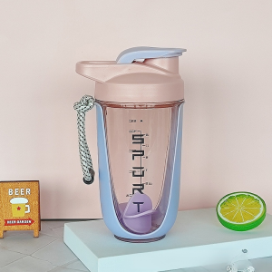 Portable Shaker With Stirring Ball Plastic Gym Shaker Water Bottle Protein Shaker (590ml BPA-Free)