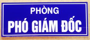 Bảng phòng banBảng kho hàng chất liệu mica 2li dán decan săc né t(kích thước 12cm x 30cm)