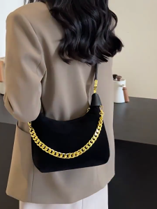 Retro Crossbody Bag With Adjustable Strap Shoulder Bags For Styish Women Seeking Fashion And Quality In Everyday Use